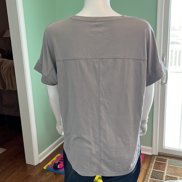 Stylus Top - Picture 3 of 4